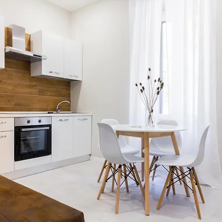 Acqua Marmore شقة تيرني